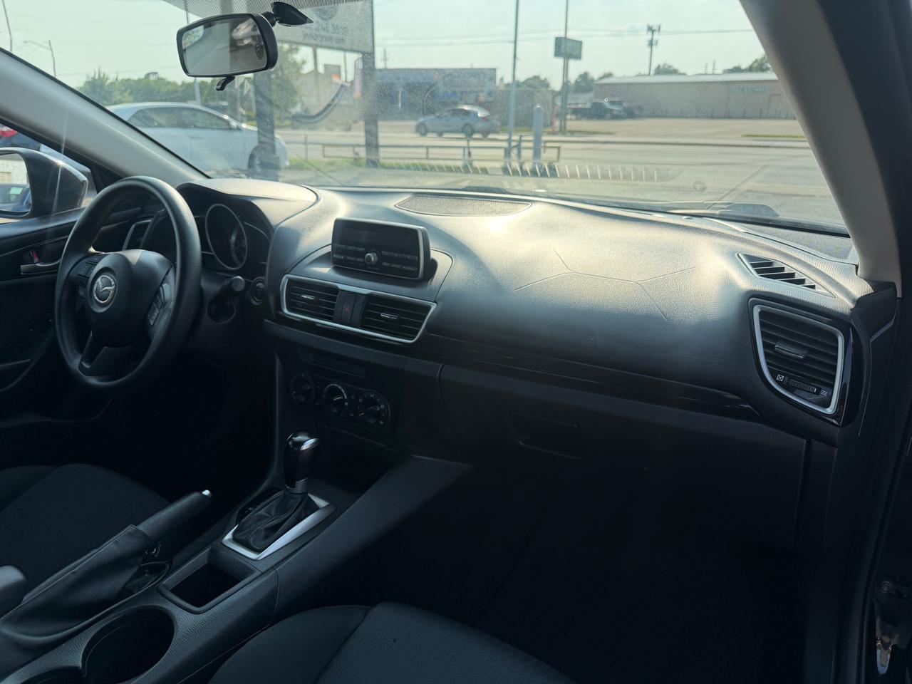 Mazda MAZDA3 i Sport AT 4-Door 2014