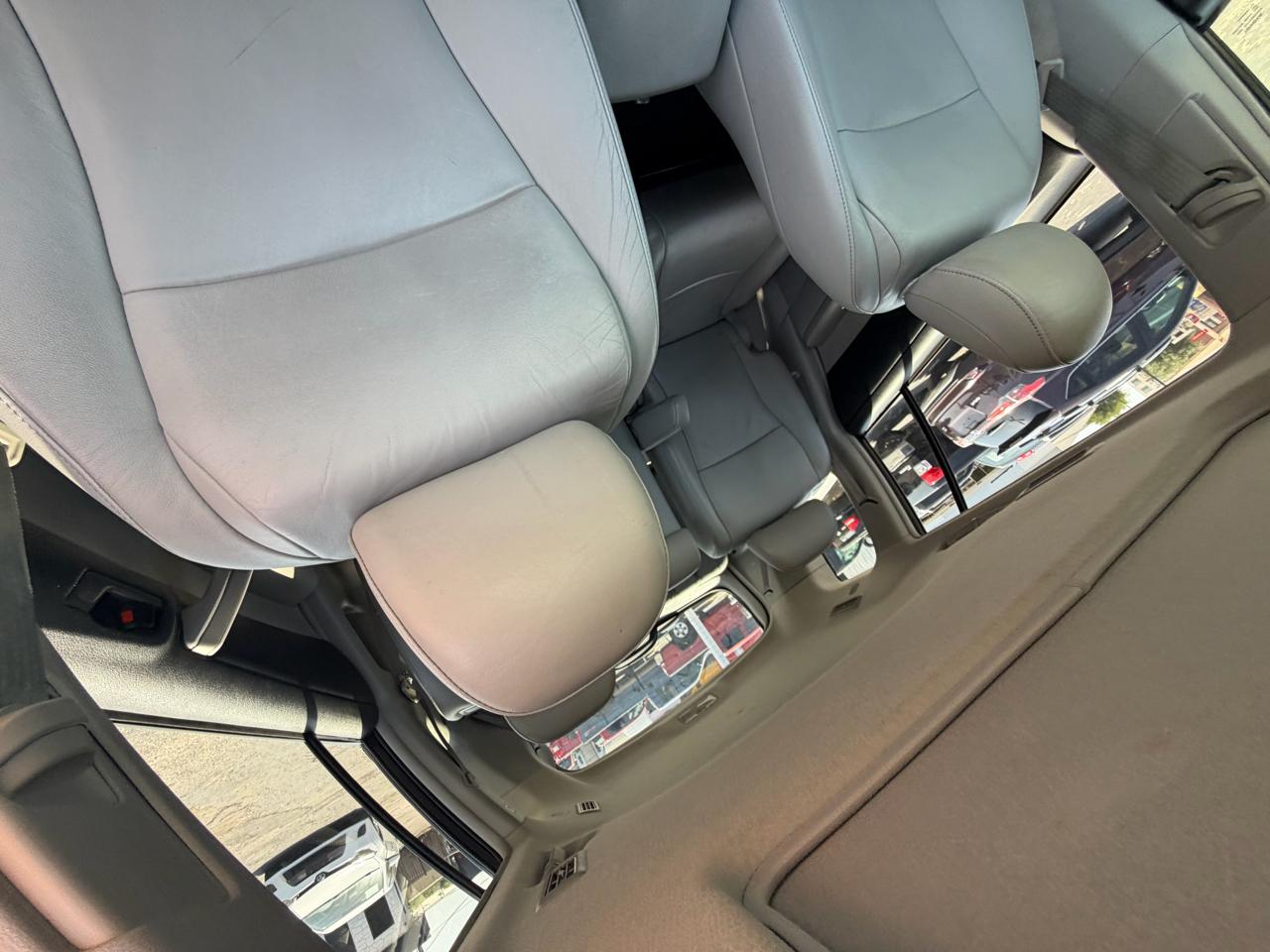 Toyota Highlander SE FWD V6 2013
