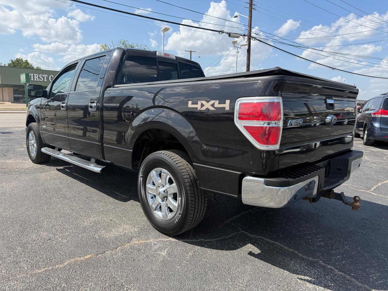 Ford F-150 XL SuperCrew 5.5-ft. Bed 4WD 2014