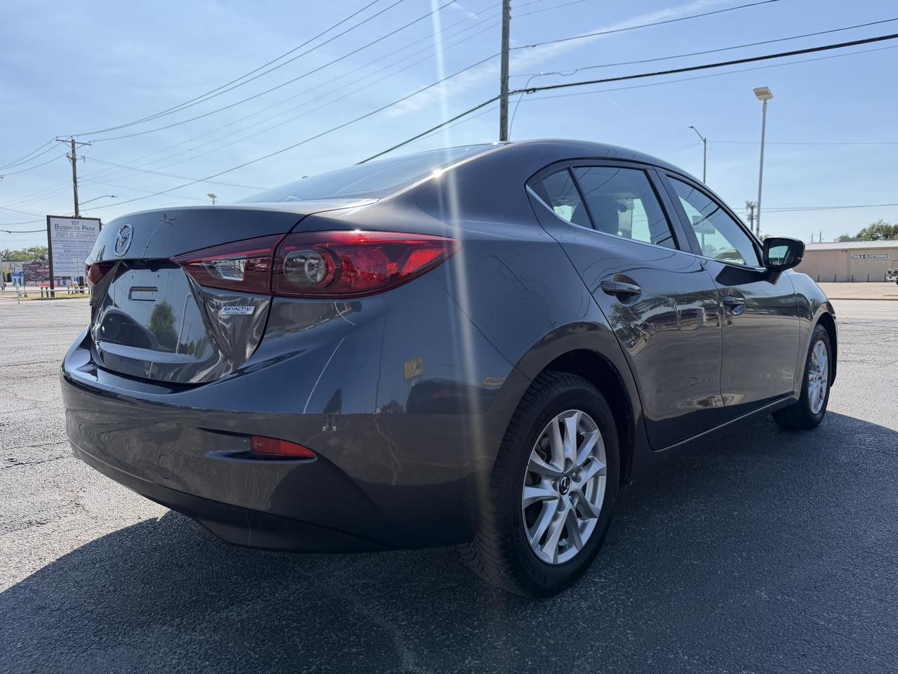 Mazda MAZDA3 i Sport AT 4-Door 2017