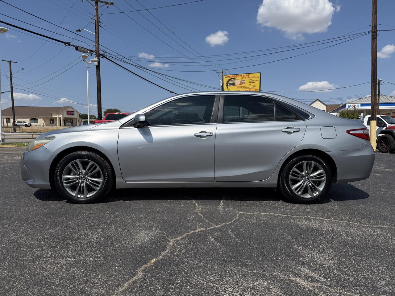 Toyota Camry SE 2015