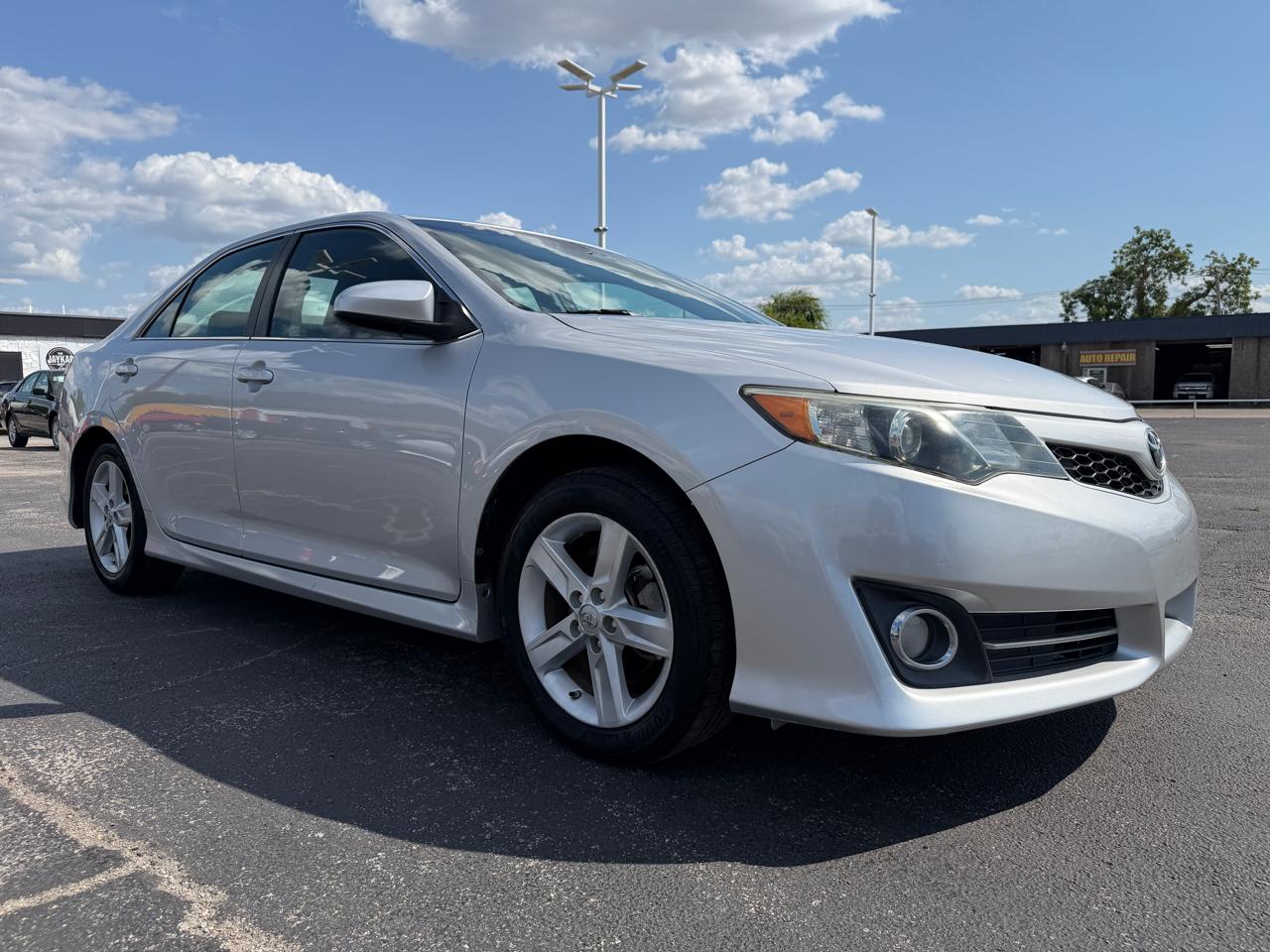 Toyota Camry SE 2014