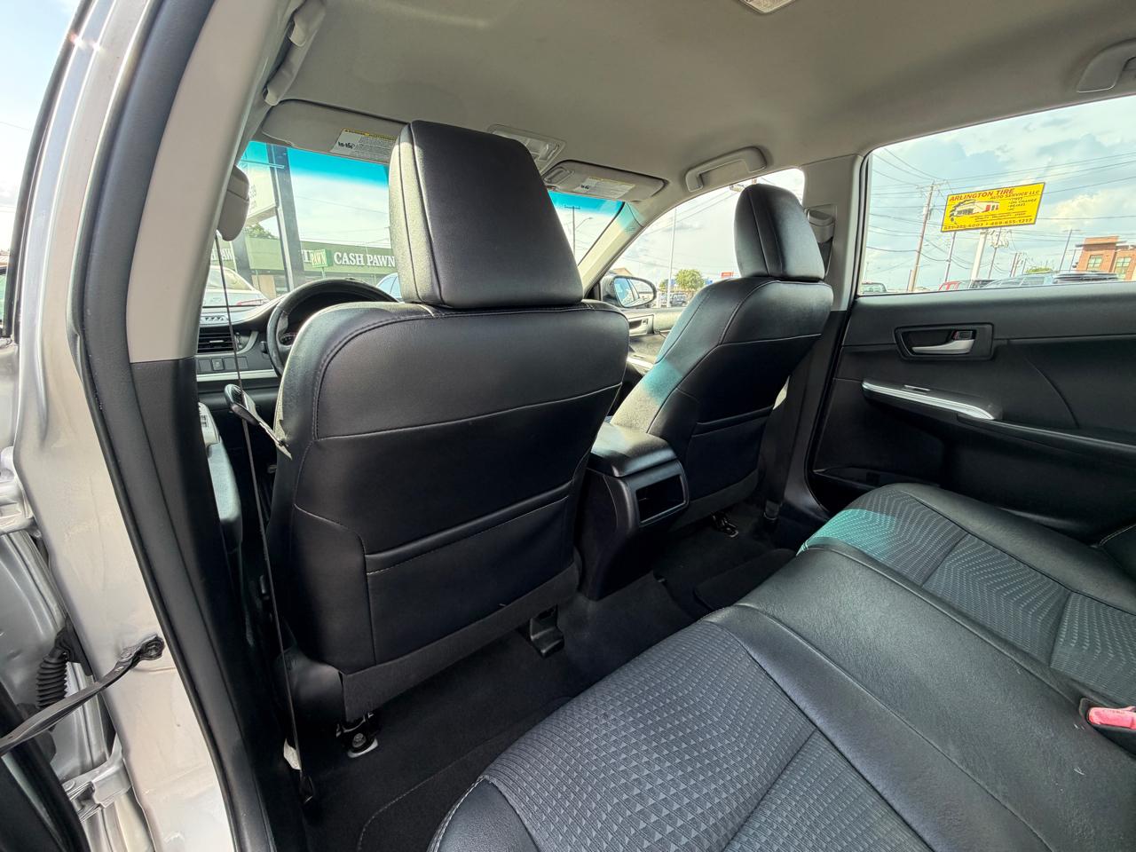 Toyota Camry SE 2014