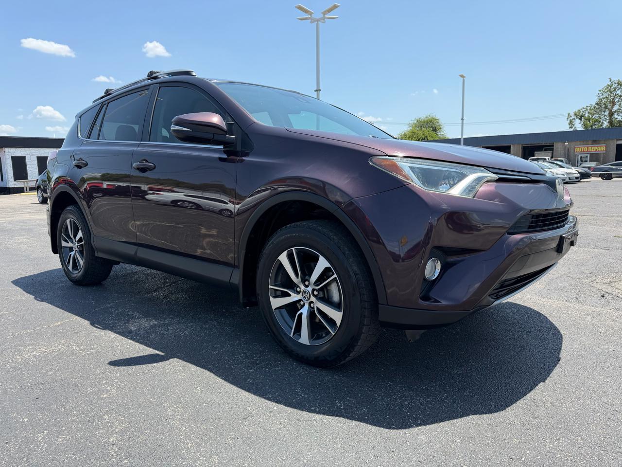 Toyota RAV4 XLE AWD 2017