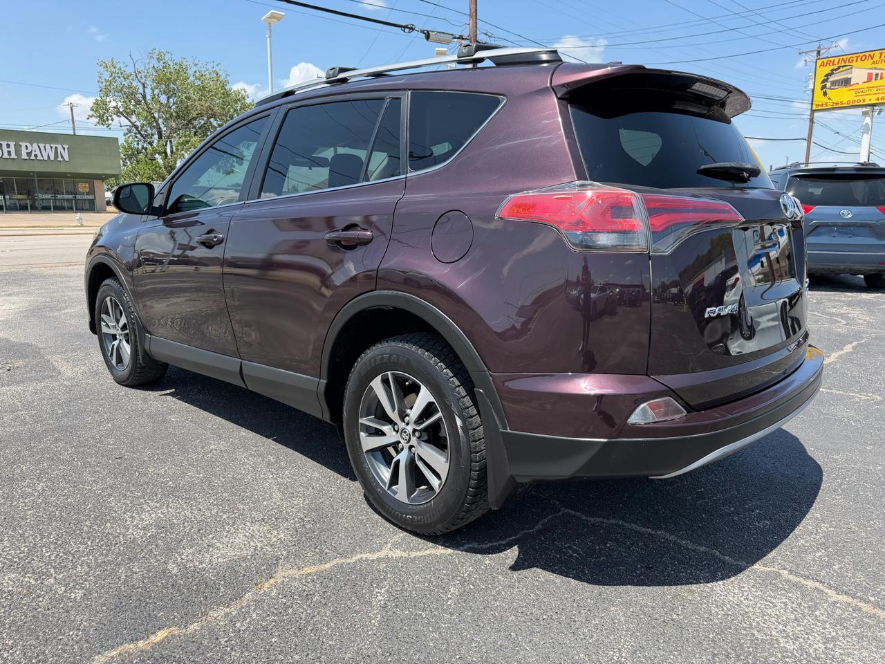 Toyota RAV4 XLE AWD 2017
