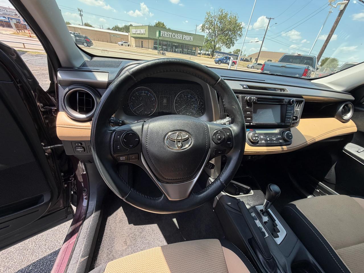 Toyota RAV4 XLE AWD 2017