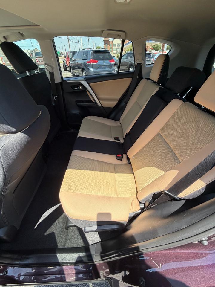 Toyota RAV4 XLE AWD 2017