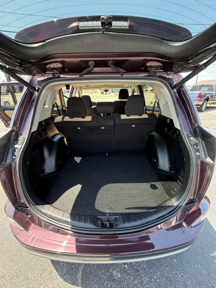 Toyota RAV4 XLE AWD 2017