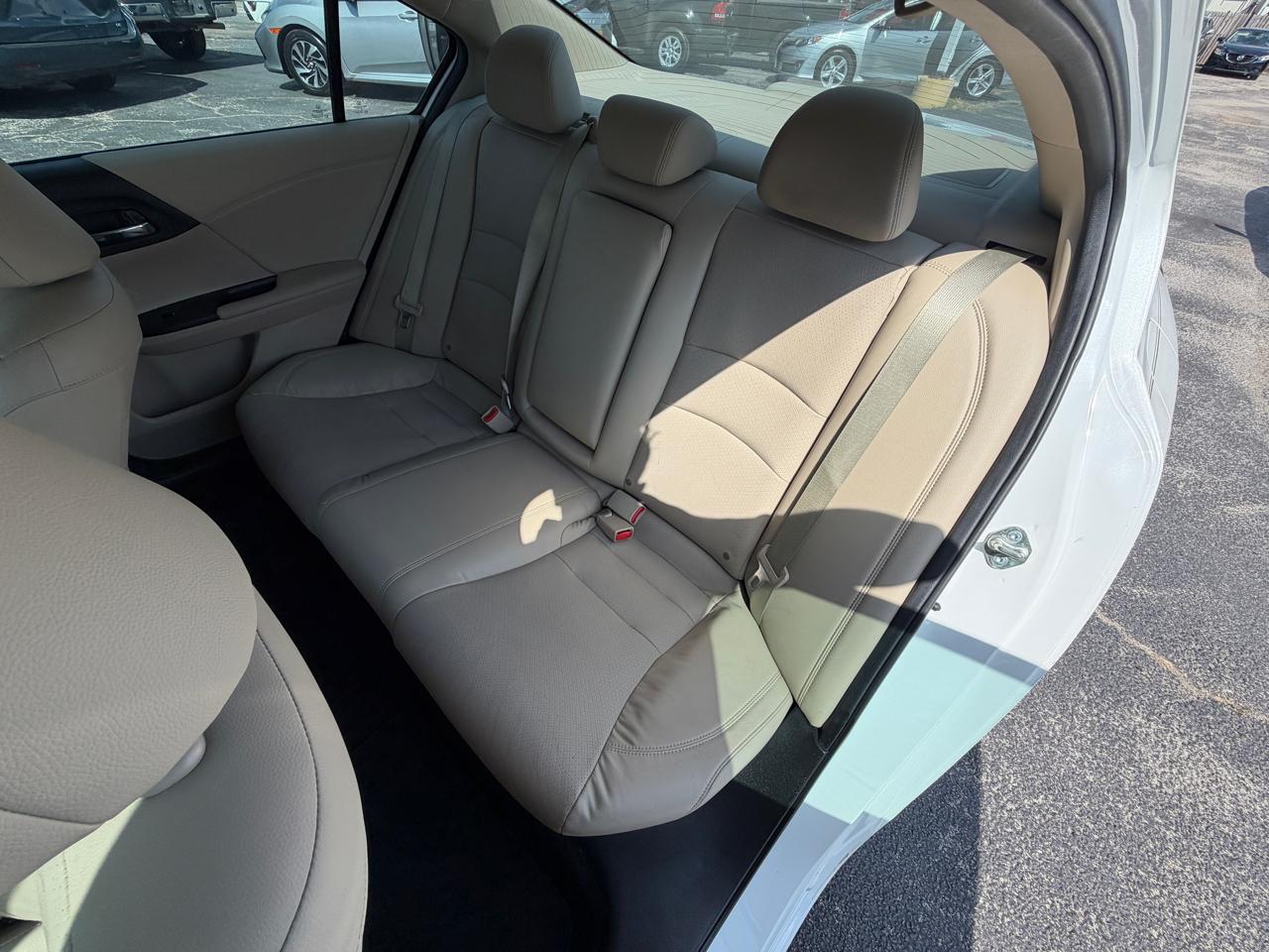 Honda Accord EX-L V6 Sedan AT 2015