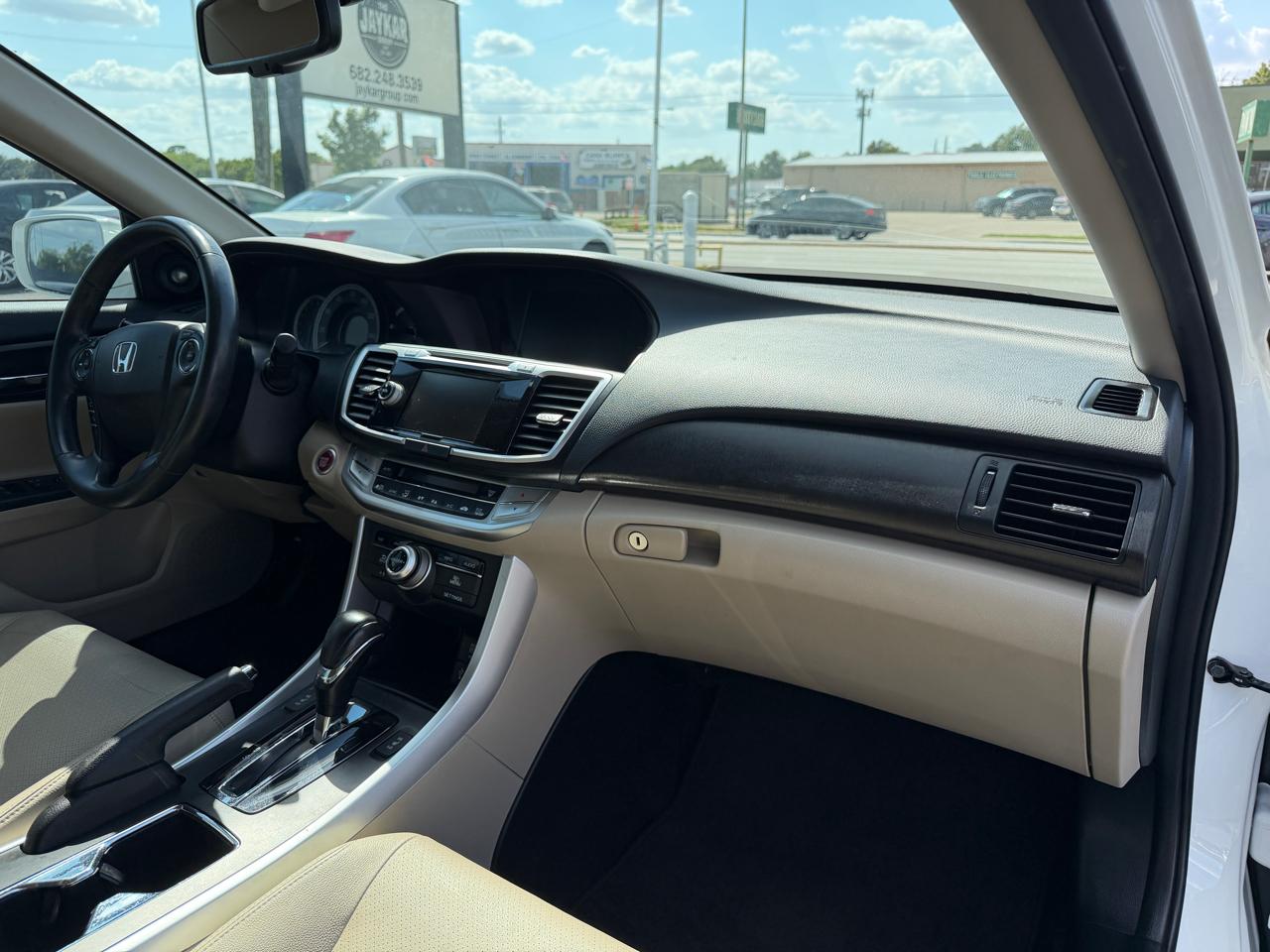 Honda Accord EX-L V6 Sedan AT 2015