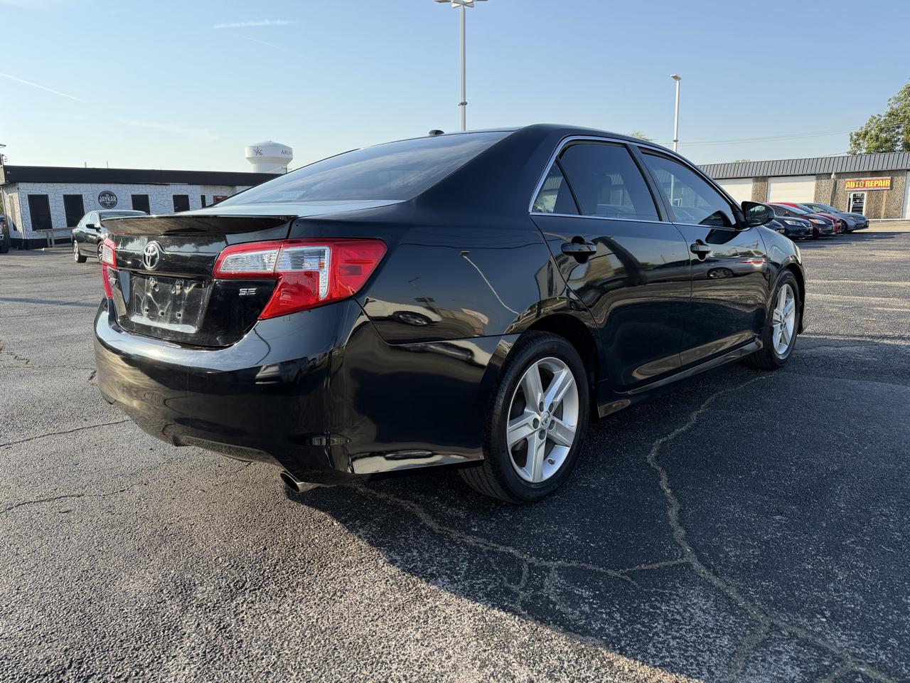 Toyota Camry SE 2014
