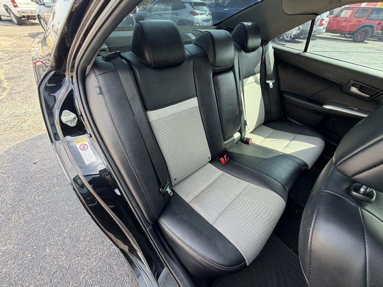 Toyota Camry SE 2014