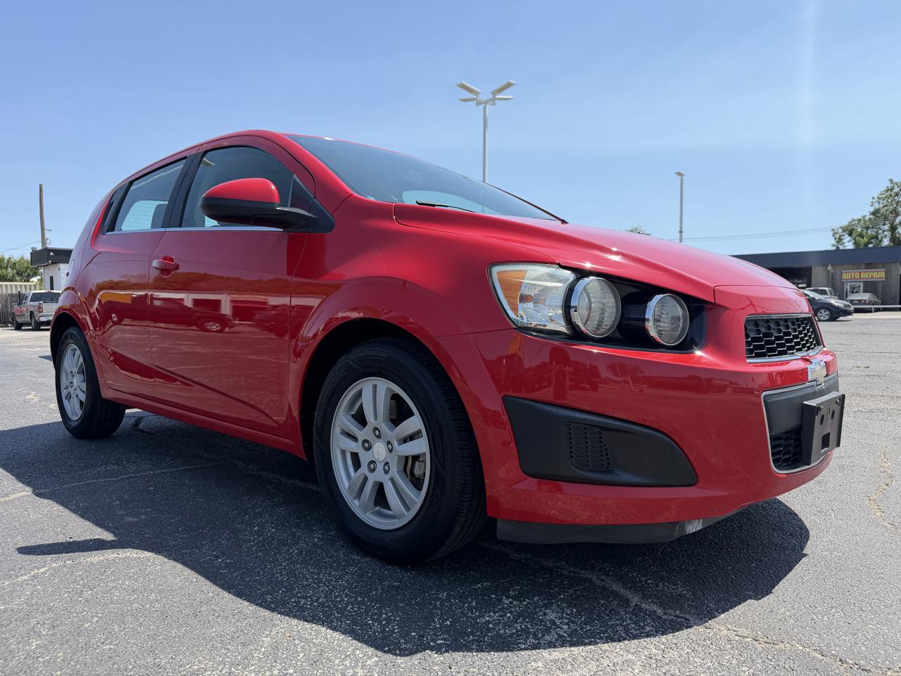 Chevrolet Sonic LT Auto 5-Door 2015
