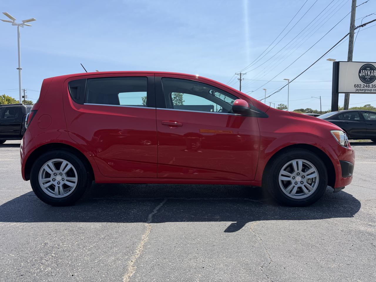 Chevrolet Sonic LT Auto 5-Door 2015