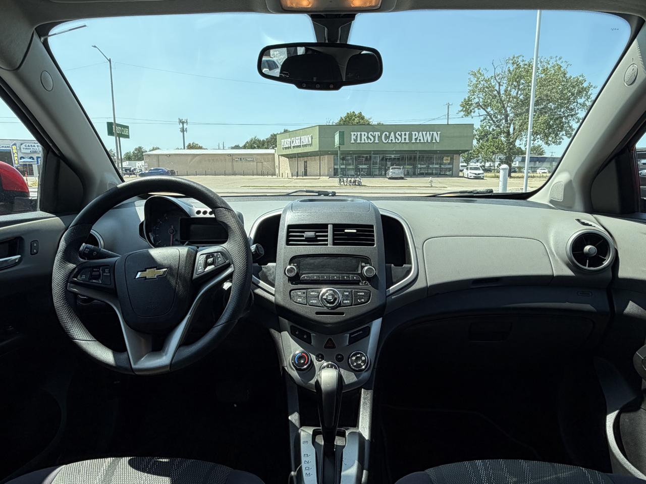 Chevrolet Sonic LT Auto 5-Door 2015