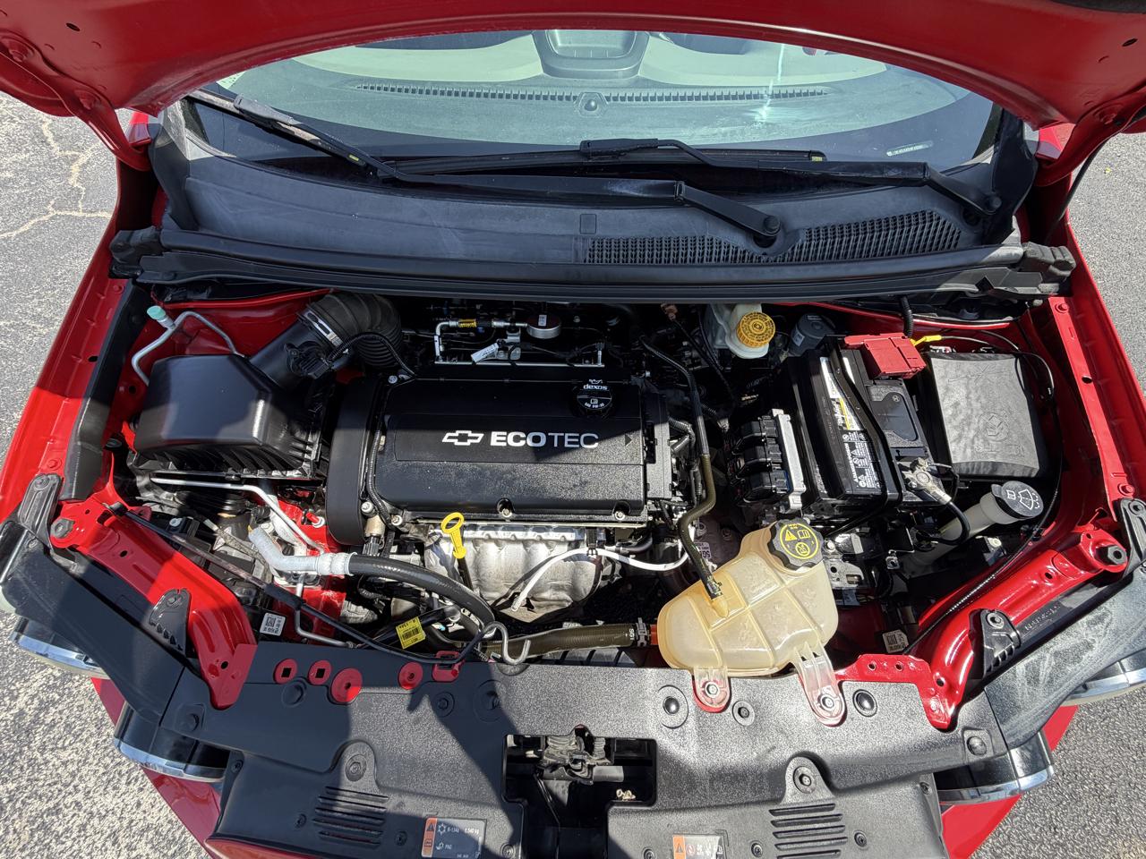 Chevrolet Sonic LT Auto 5-Door 2015