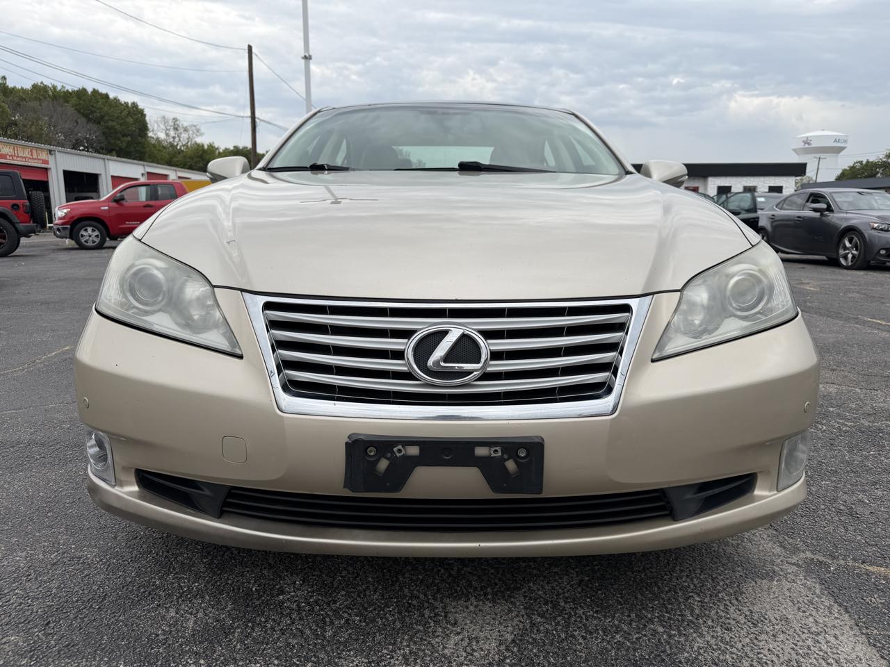 Lexus ES 350 Sedan 2011