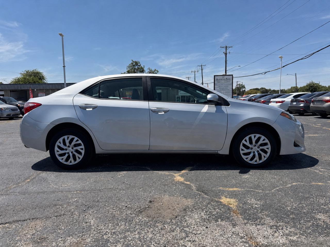 Toyota Corolla LE CVT 2017