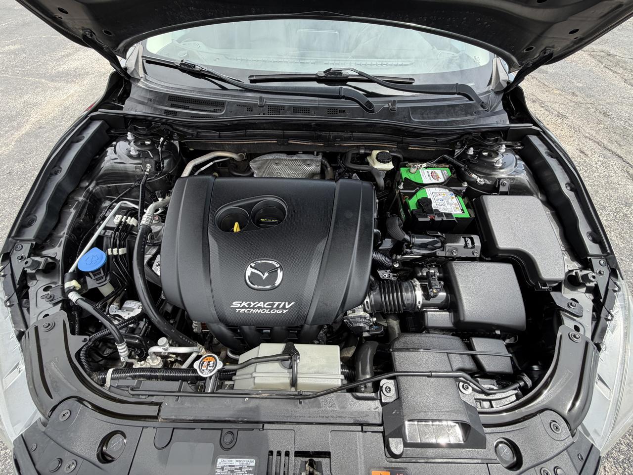 Mazda MAZDA3 i Touring AT 4-Door 2017