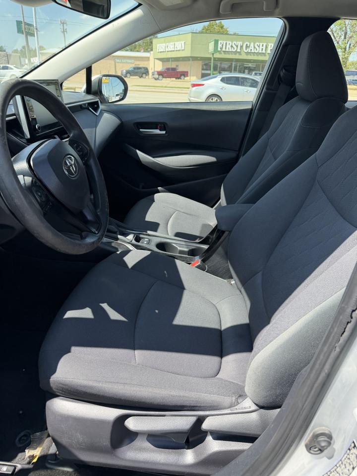 Toyota Corolla LE 2021