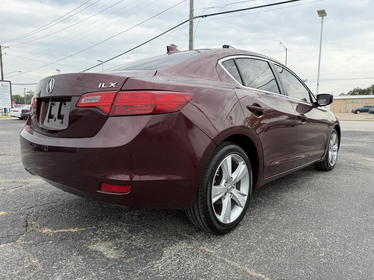 Acura ILX 5-Spd AT w/ Technology Package 2015