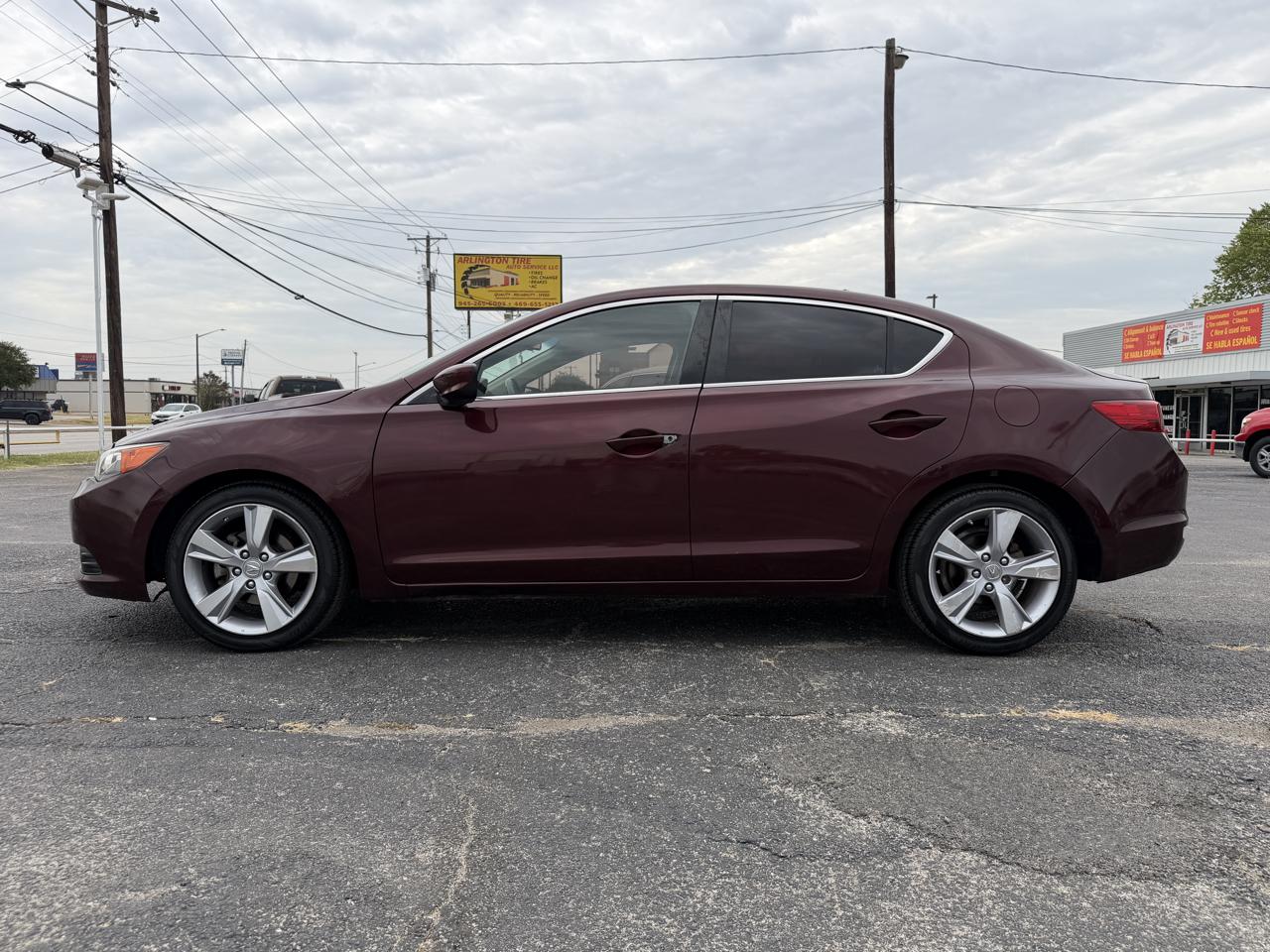 Acura ILX 5-Spd AT w/ Technology Package 2015