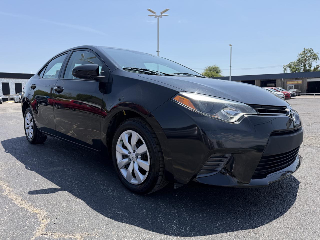 Toyota Corolla LE 2016