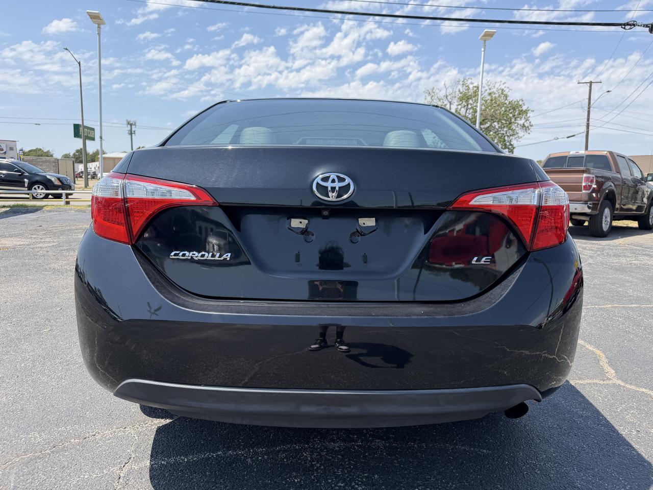 Toyota Corolla LE 2016