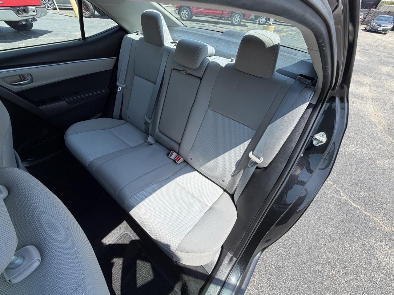 Toyota Corolla LE 2016