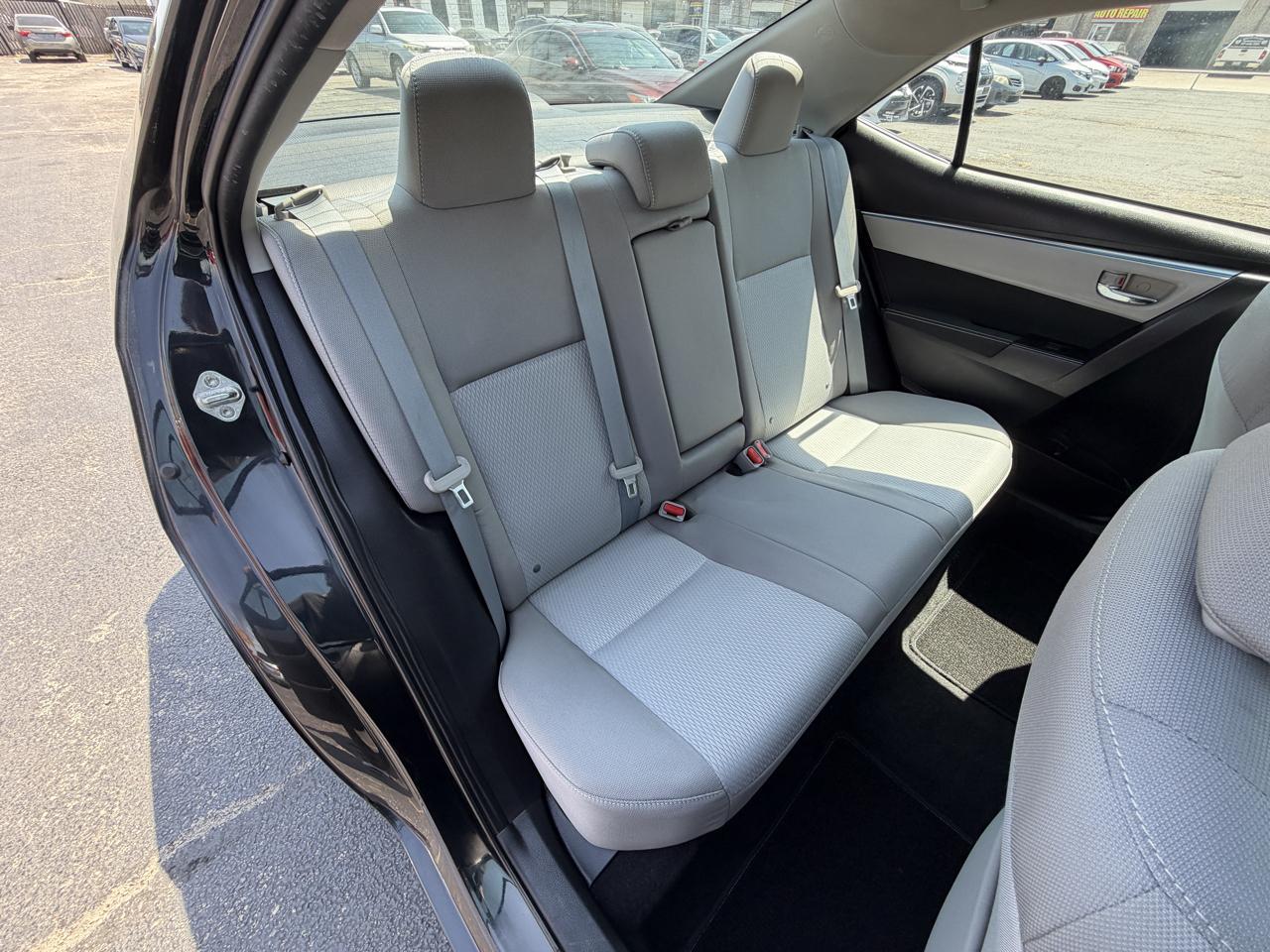 Toyota Corolla LE 2016