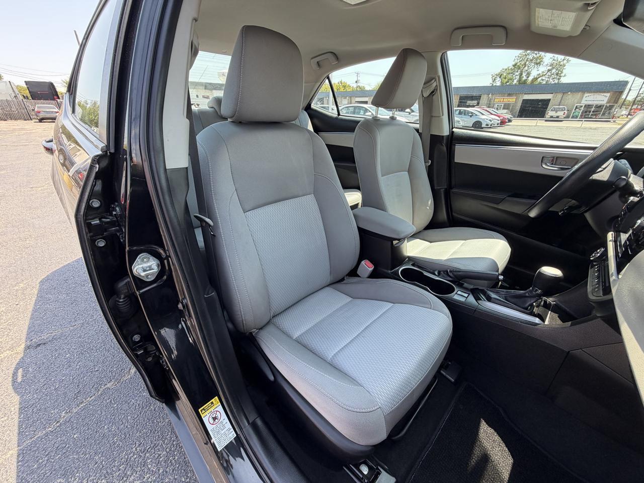 Toyota Corolla LE 2016