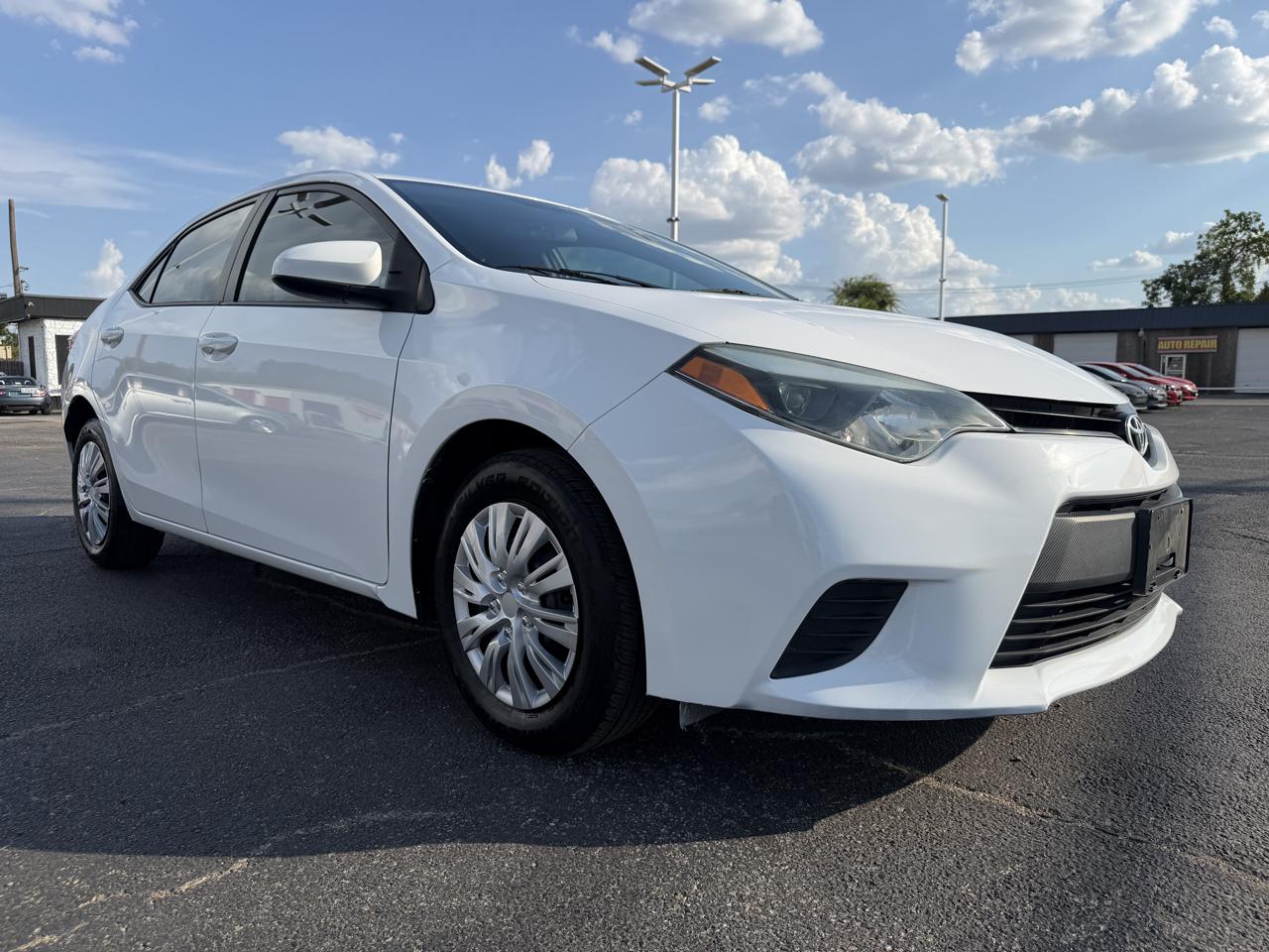 Toyota Corolla LE CVT 2015