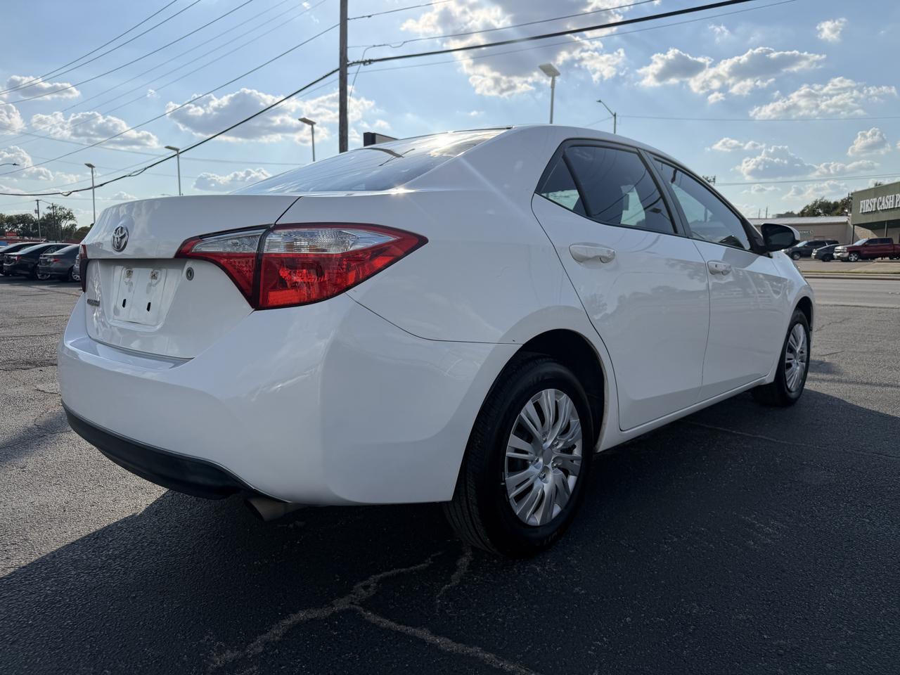 Toyota Corolla LE CVT 2015