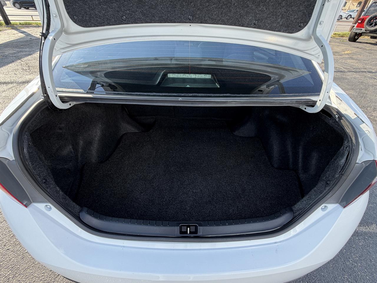 Toyota Corolla LE CVT 2015
