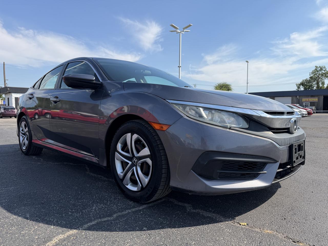 Honda Civic LX Sedan CVT 2017