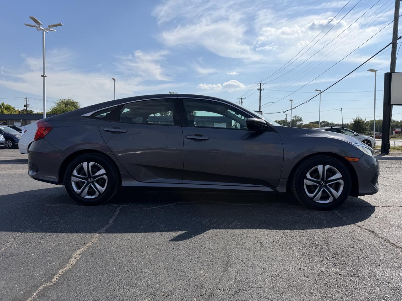 Honda Civic LX Sedan CVT 2017