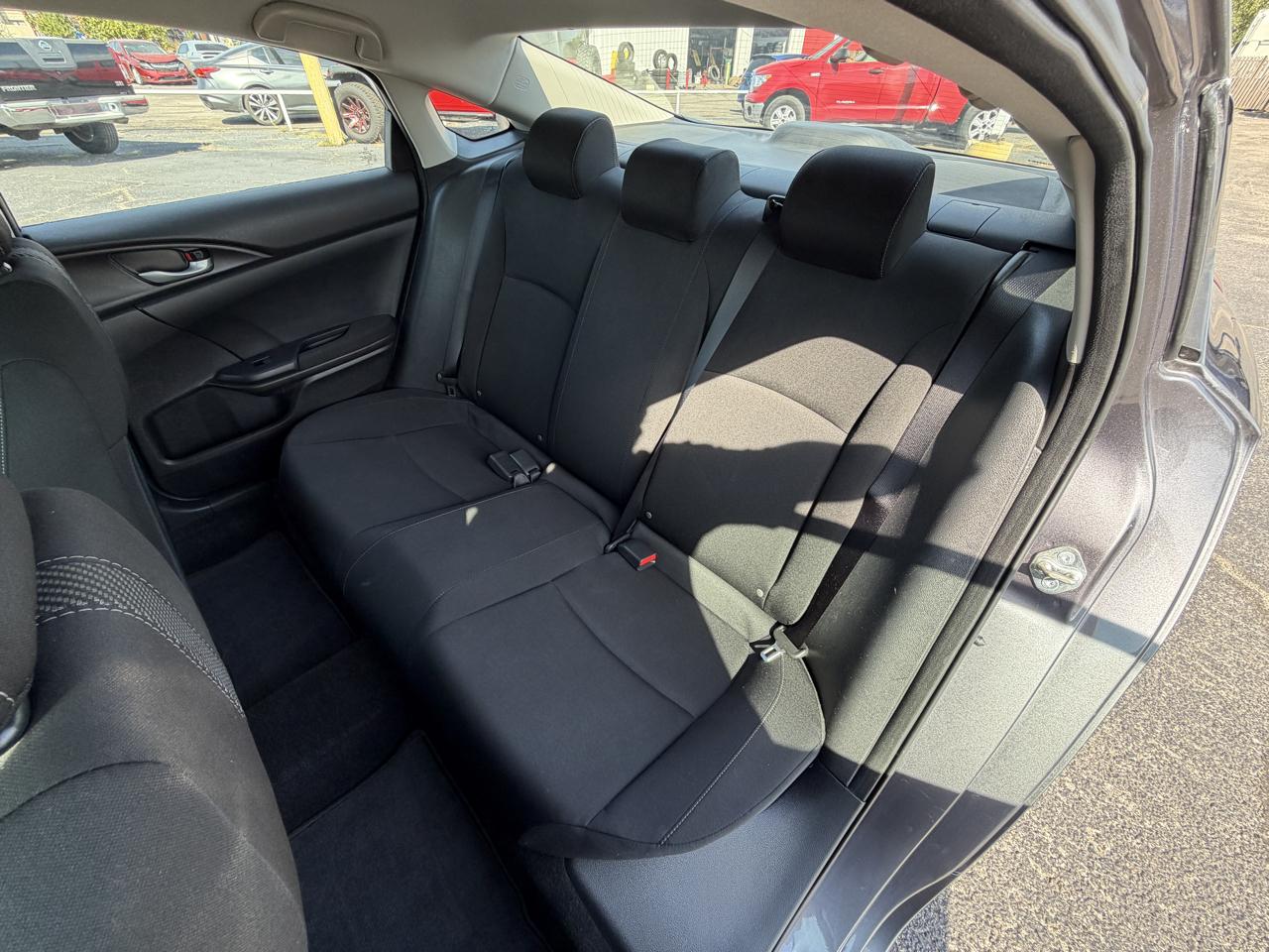 Honda Civic LX Sedan CVT 2017