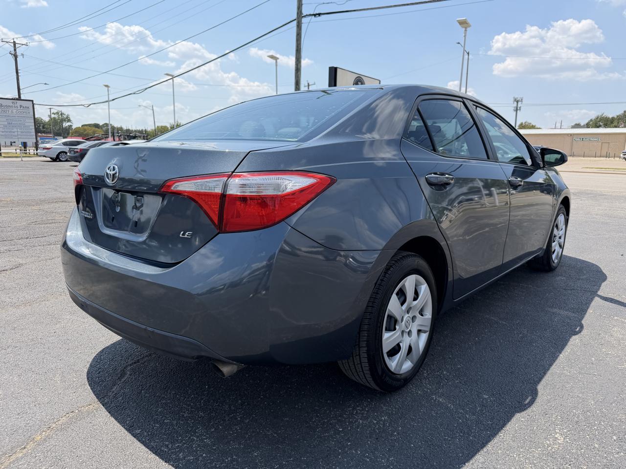 Toyota Corolla LE 2015