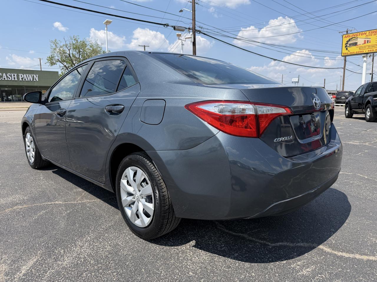 Toyota Corolla LE 2015