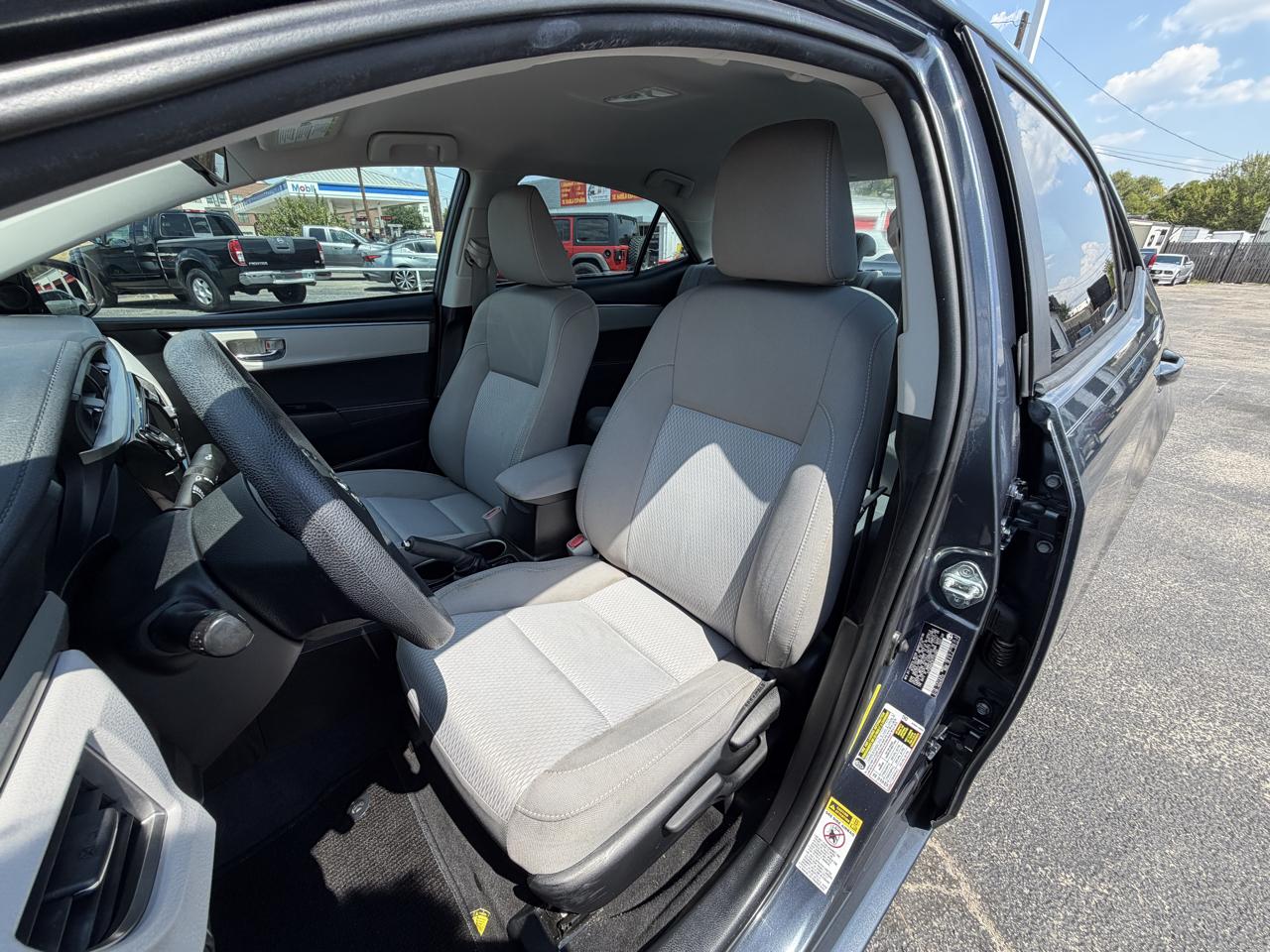 Toyota Corolla LE 2015