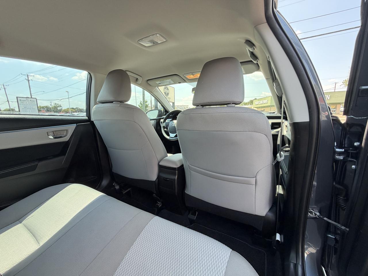 Toyota Corolla LE 2015