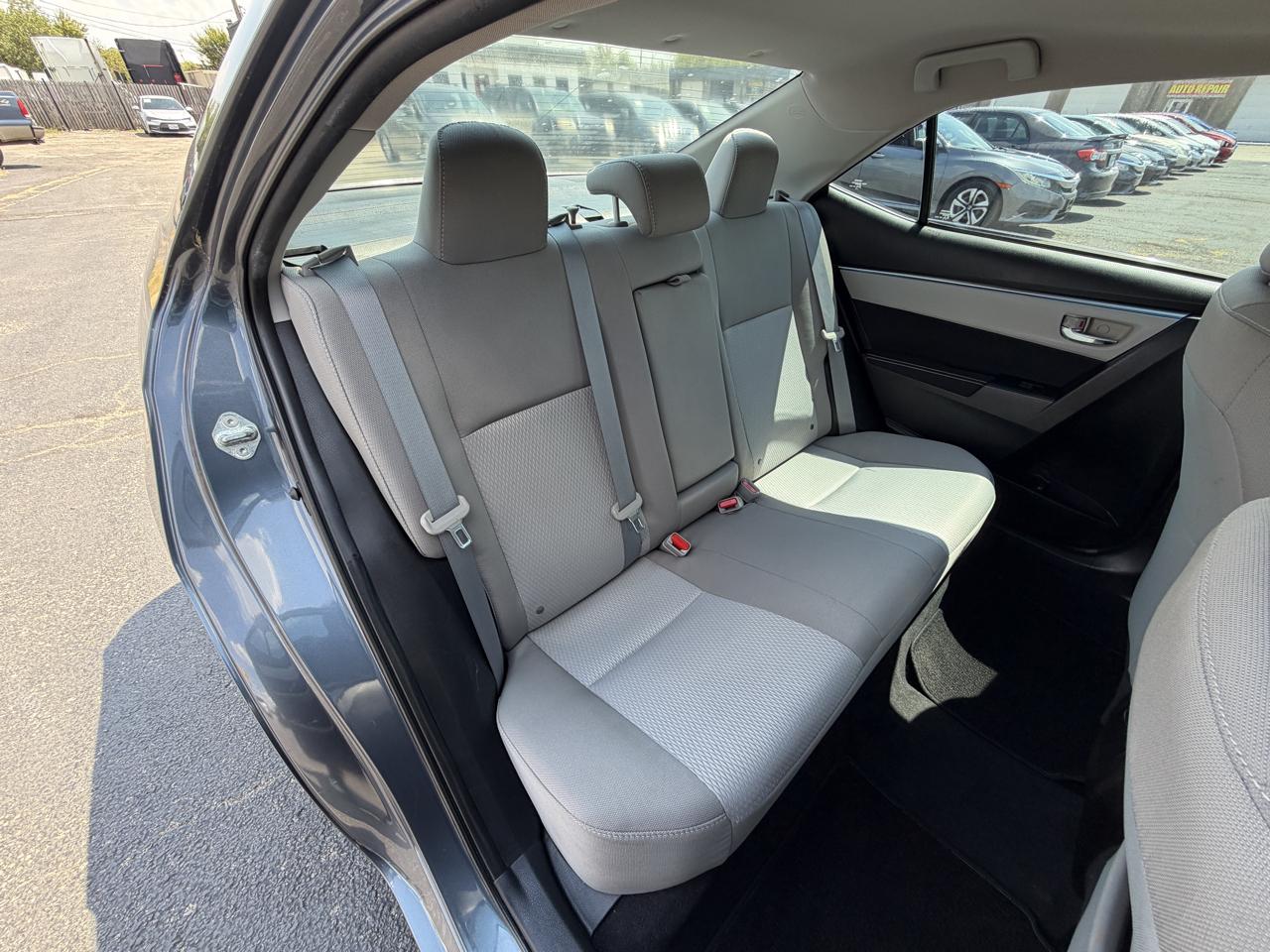 Toyota Corolla LE 2015