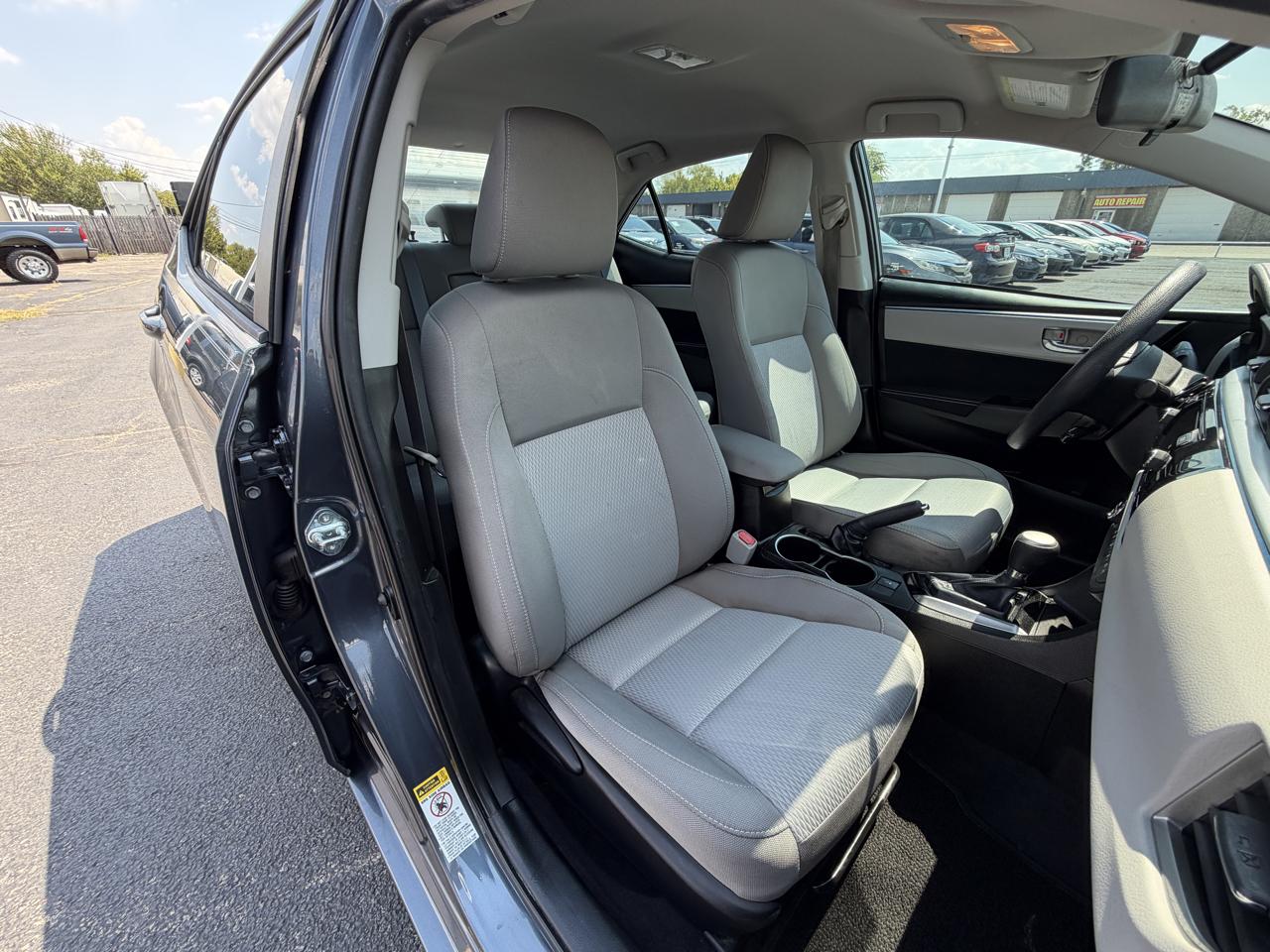 Toyota Corolla LE 2015