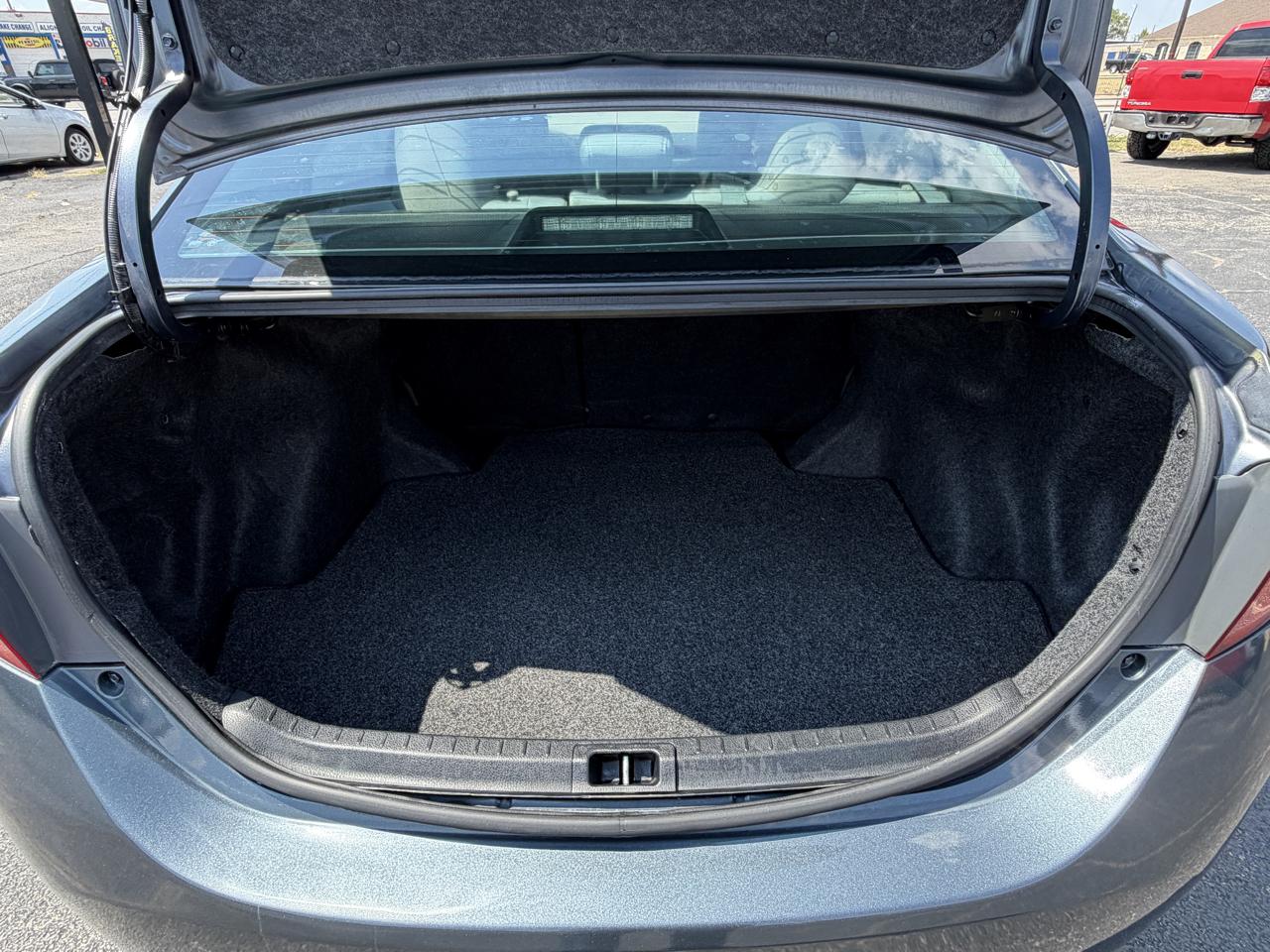 Toyota Corolla LE 2015