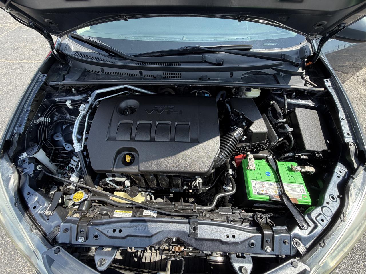 Toyota Corolla LE 2015