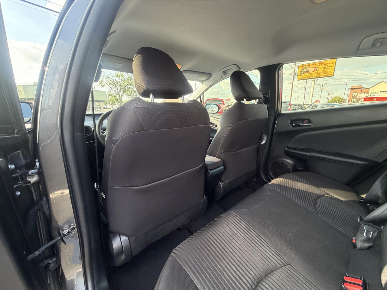 Toyota Prius Two 2017