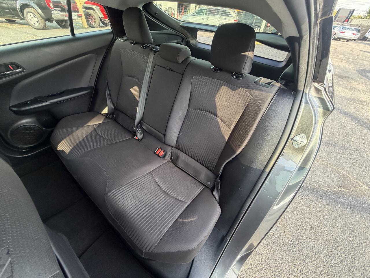 Toyota Prius Two 2017