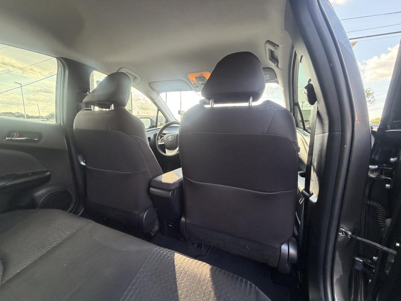 Toyota Prius Two 2017