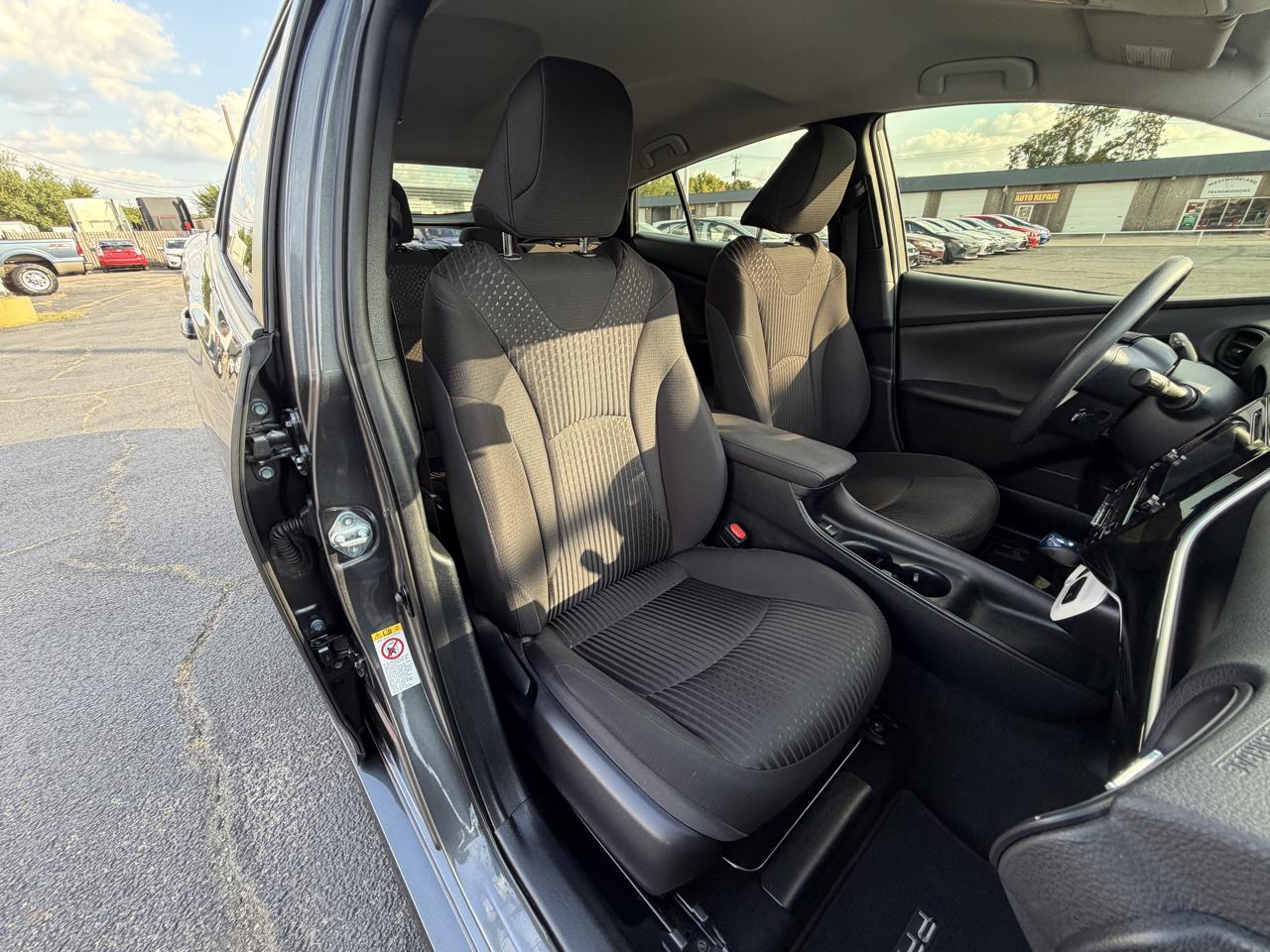 Toyota Prius Two 2017