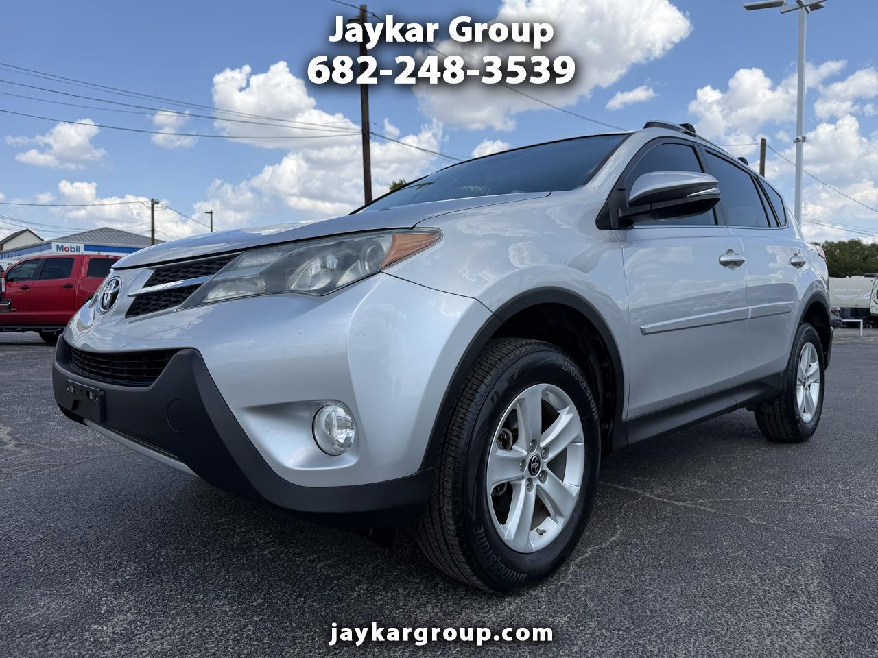 Toyota RAV4 XLE FWD 2013
